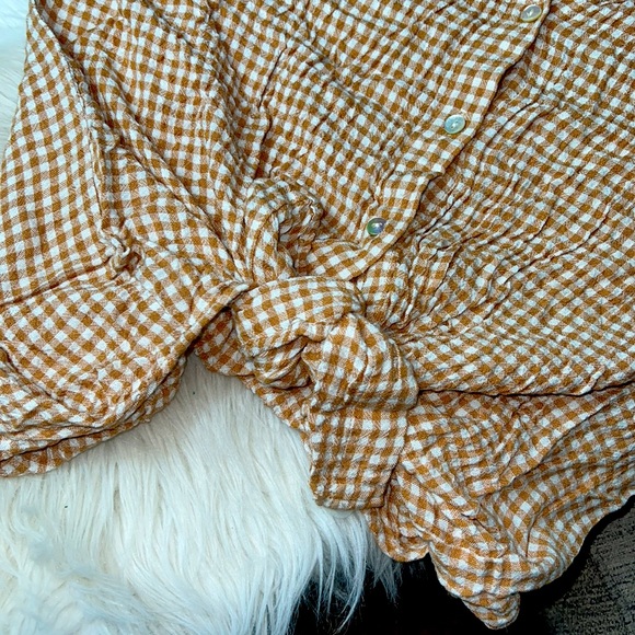 LOVE AND DELANCEY BUTTON DOWN - Picture 4 of 4